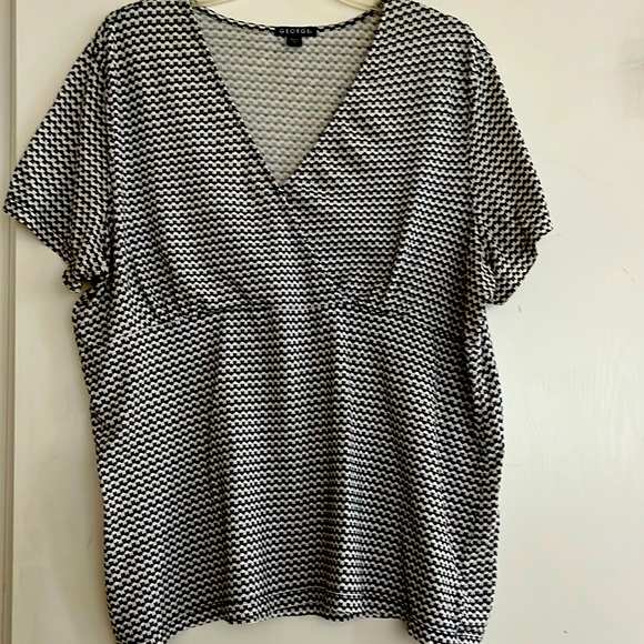 George V-Neck Wrap-Front Blouse - Black & White - Size XXL (20) - Picture 1 of 5